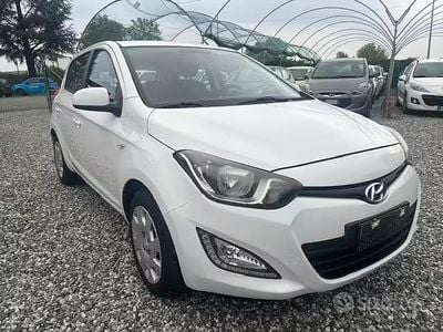 Occasion Hyundai i20 Edition 86 ch (63 kW) 2013 Blanc Citadine