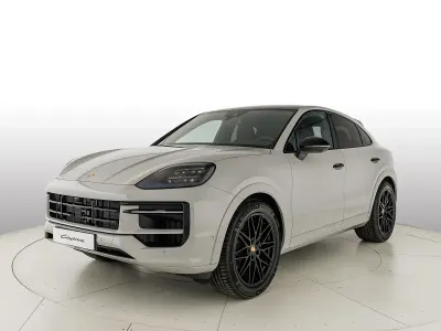 Nuova Porsche Cayenne Coupe 353 CV (259 kW) 2026 SUV