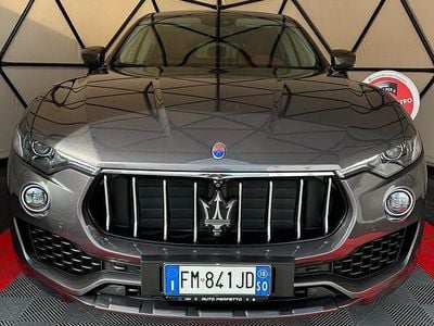 Usata Maserati GranSport 349 CV (256 kW) 2018 Grigio Station wagon