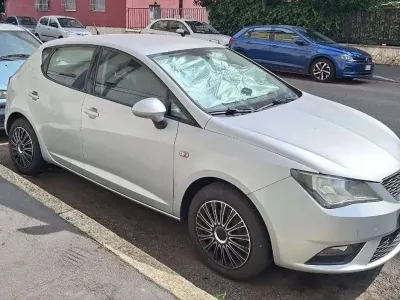 Usata Seat Ibiza Style 69 CV (50 kW) 2013 Argento Berlina