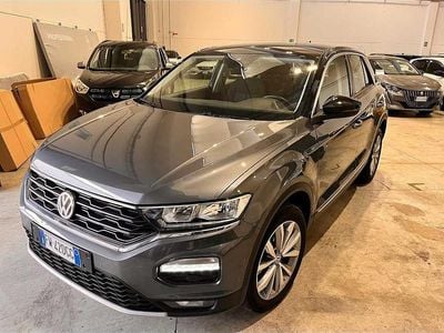 Usata VW T-Roc Advance 150 CV (110 kW) 2019 Grigio SUV