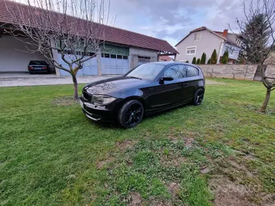 Usata BMW 120 163 CV (119 kW) 2008 Nero Utilitaria