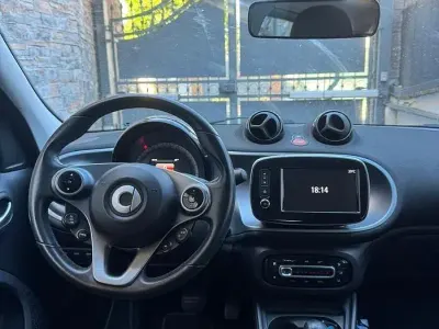 Usata Smart ForFour Prime 90 CV (66 kW) 2019 Bianco Utilitaria
