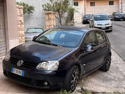 Usata 2007 VW Golf V Utilitaria | 2800 € (Cara)