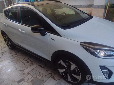 Usata Ford Fiesta Active 86 CV (63 kW) 2021 Bianco Utilitaria