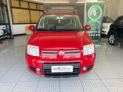 Usata Fiat Panda Climbing 69 CV (50 kW) 2011 Rosso Utilitaria