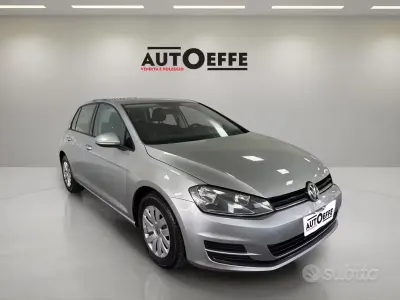 Usata VW Golf VII Trendline 105 CV (77 kW) 2013 Grigio Berlina