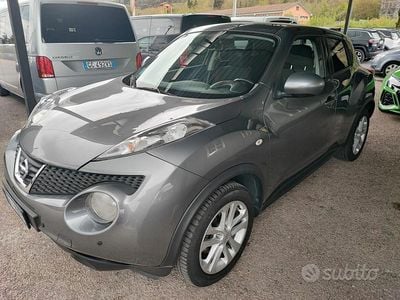 Usata Nissan Juke Tekna 116 CV (85 kW) 2011 Grigio SUV