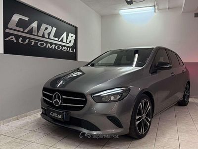 Usata Mercedes B180 136 CV (100 kW) 2020 Grigio Monovolume
