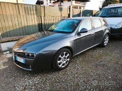 Grigio Usata 2006 Alfa Romeo 159 Distinctive Station wagon | 900 € (Super prezzo)