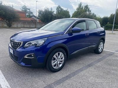 Usata Peugeot 3008 Business-Line 130 CV (95 kW) 2020 Blu SUV