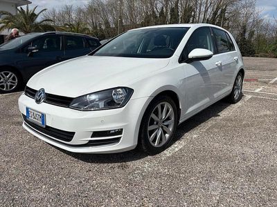 Usata VW Golf VII 104 CV (76 kW) 2013 Bianco Berlina