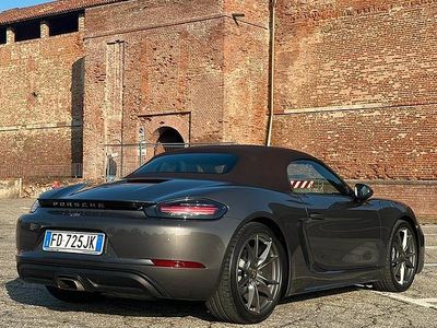 Usata Porsche 718 Boxster 2016 Grigio Cabrio
