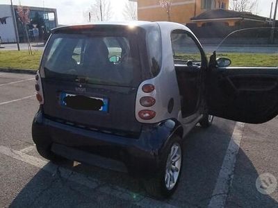 Usata Smart ForTwo Coupé 61 CV (44 kW) 2005 Blu Coupé