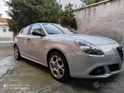 Usata Alfa Romeo Giulietta Sprint 120 CV (88 kW) 2016 Utilitaria