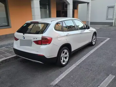 Usata BMW X1 143 CV (105 kW) 2011 Bianco SUV