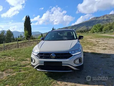 Usata VW T-Roc Style 100 CV (73 kW) 2024 Bianco SUV