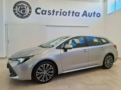 Usata Toyota Corolla Business Edition 152 CV (111 kW) 2022 Argento Station wagon