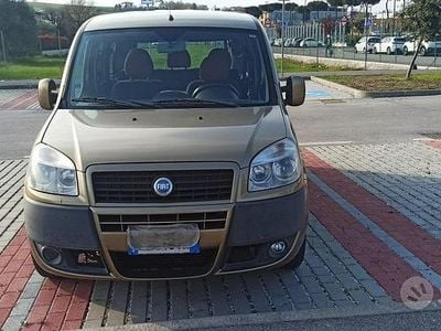 Usata Fiat Doblò 85 CV (62 kW) 2006 Giallo Monovolume