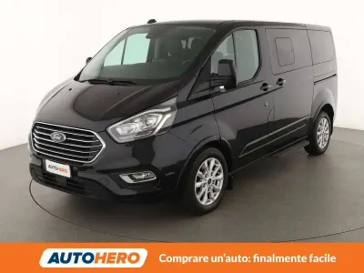 Usata Ford Tourneo Custom Titanium 131 CV (96 kW) 2022 Nero Furgone