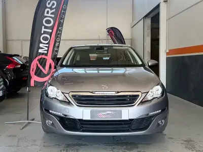 Usata Peugeot 308 Active 120 CV (88 kW) 2015 Grigio Station wagon