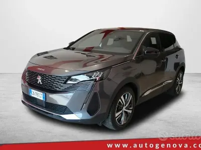 Usata Peugeot 3008 Allure 131 CV (96 kW) 2023 Grigio SUV