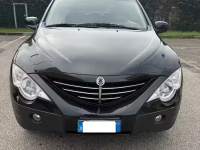 Usata SsangYong Actyon 150 CV (110 kW) 2008 Nero SUV