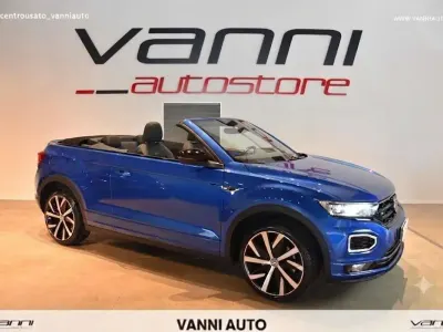 Usata VW T-Roc Cabriolet R-line 150 CV (110 kW) 2021 Blu/azzurro Cabrio