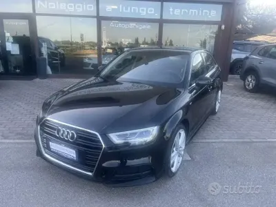 Usata Audi A3 S-Line 116 CV (85 kW) 2019 Nero Berlina