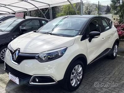 Usata Renault Captur 90 CV (66 kW) 2015 Bianco SUV