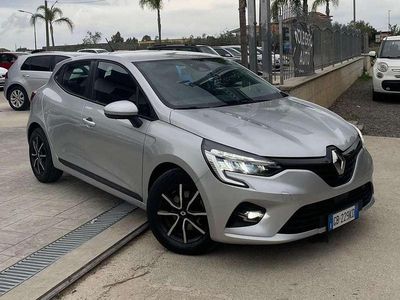 Usata Renault Clio V Zen 101 CV (74 kW) 2020 Grigio Berlina