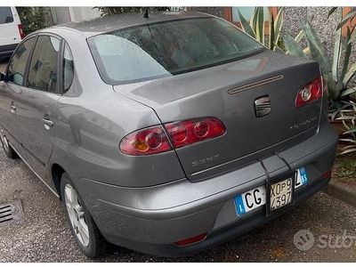 Grigio Usata 2003 Seat Cordoba Berlina | 2200 €