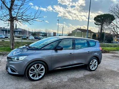 Usata Renault Clio 90 CV (66 kW) 2019 Grigio Station wagon