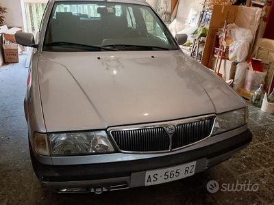 Usata Lancia Dedra 75 CV (55 kW) 1998 Berlina