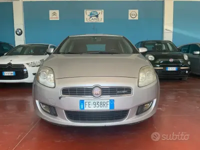 Usata Fiat Bravo Dynamic 105 CV (77 kW) 2008 Grigio Utilitaria