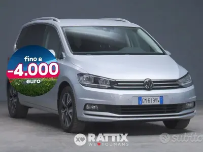 Käytetty VW Touran Executive 150 HP (110 kW) 2023 Harmaa Tila-auto