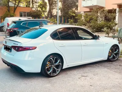 Usata Alfa Romeo Giulia 180 CV (132 kW) 2018 Berlina