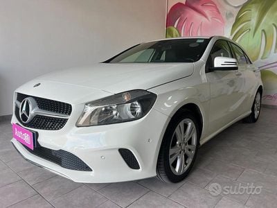 Usata Mercedes A180 109 CV (80 kW) 2016 Bianco Berlina
