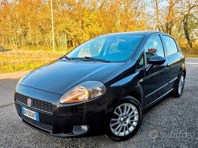 Usata Fiat Grande Punto 65 CV (47 kW) 2009 Nero Utilitaria