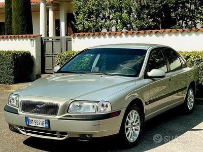 Usata Volvo S80 199 CV (146 kW) 2000 Grigio Berlina