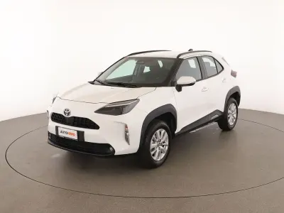 Usata Toyota Yaris Active 116 CV (85 kW) 2025 Bianco Utilitaria