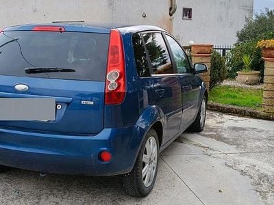 Begagnad Ford Fiesta Collection 68 HK (50 kW) 2008 Blå Halvkombi