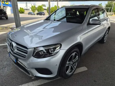 Usata Mercedes GLC220 Business 170 CV (125 kW) 2015 Grigio SUV
