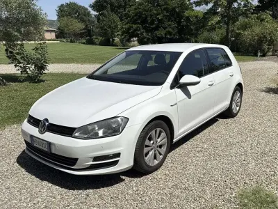 Usata VW Golf VII Highline 110 CV (80 kW) 2016 Bianco Berlina