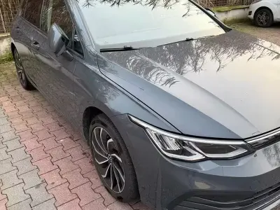 Usata VW Golf VIII Style 116 CV (85 kW) 2020 Grigio Berlina
