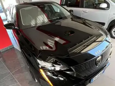 Usata Peugeot 308 S 131 CV (96 kW) 2023 Nero Station wagon