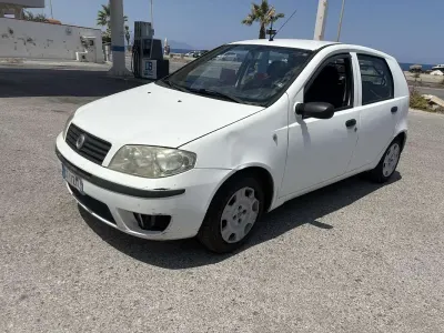 Usata Fiat Punto Active 69 CV (50 kW) 2005 Utilitaria