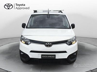 Bianco Usata 2021 Toyota Proace City City Monovolume | 13.900 € (Cara)