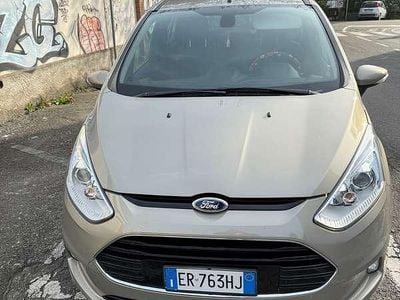 Usata Ford B-MAX Titanium 105 CV (77 kW) 2013 Grigio Monovolume