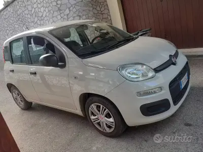Usata Fiat Panda 95 CV (69 kW) 2015 Utilitaria